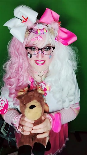 Merry Christmas everyone!!!🎄🎁💖🎀💞 #christmas #scp #scp425 #scpfoundation #merrychristmas #fyp