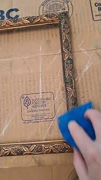 HOW TO antique a dated metallic picture frame in MINUTES with black paint and a sponge!