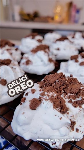 Marbled Meringue Cookies 🍪 #recipes #desserts #easydesserts #meringuecookies #oreo #snacks #easyr...