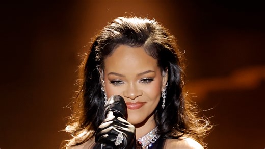 Rihanna fans say she is 'never releasing a new album' after her Instagram change