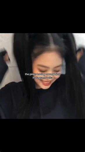 rosé posting lisa running in the airport 😭😭 #blackpink #abcxyz #fyp #deadline #kpop blackpink jisoo jennie rosé lisa fyp funny viral dudududu blackpink songs album unboxing blackpink viral number one lilie blinks viral tma awards blackpink deadline tour deadline mini album futw earthquake like jennie toxic till the end apt. blackpink jump stan blackpink blink.in.your_area