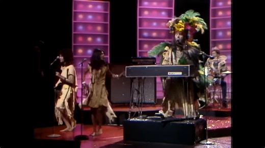 12 reactions | The Midnight Special - May 25, 1973 (Ep 17) Hosted by...