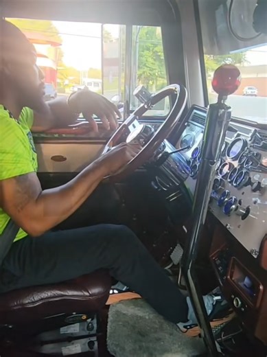 18 Speed Life: A Trucking Journey