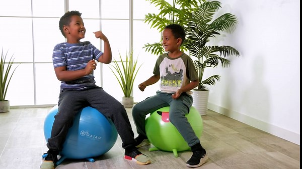 Gaiam Kids Stay-N-Play Children's Balance Ball, Flexible School Chair Active Classroom Desk Alternative Seating, Built-In Stay-Put Soft Stability Legs, Includes Air Pump, 45cm, Purple Miss Sunshine