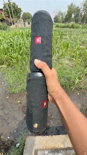 JBL clip 4 water pipe testing