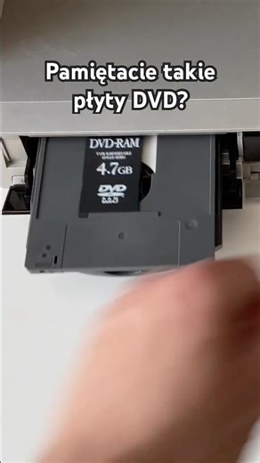 A floppy disk/DVD hybrid? The forgotten DVD-RAM format! 💿