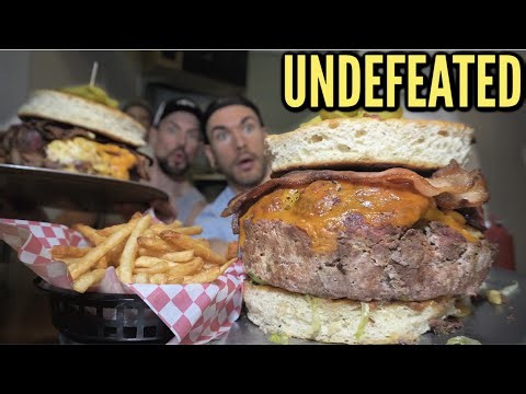 IMPOSSIBLE 10LB CHEESEBURGER CHALLENGE | WITH $200 CASH PRIZE | Oregon's Biggest Burger