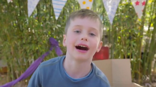 Play School: Playing with boxes - ABC Education