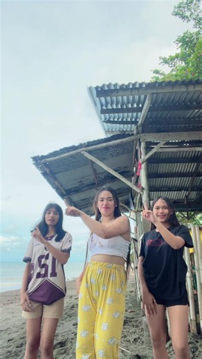 Grasyaaa 🦄✨ (@mayraygrays)’s videos with Ale - The Bloomfields