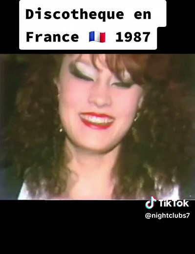Voyage nostalgique en discothèque années 80
