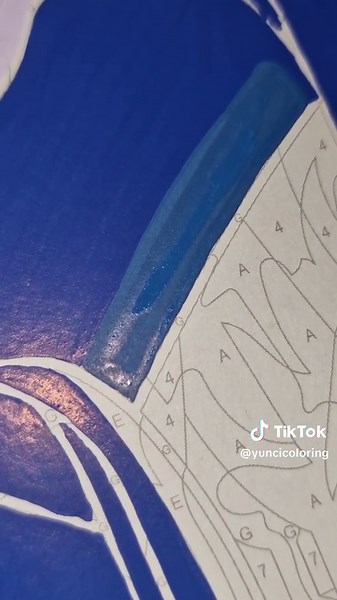 Best Coloring Books: Disney Mystery - Acrylic Marker Review