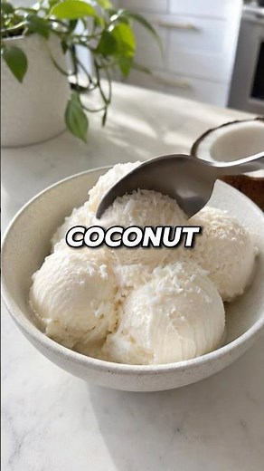 This Homemade Coconut Ice Cream Is Incredibly Creamy 🥥🍨🤯