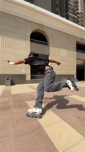 Freestyle Urban Rollerblading through City Streets and Modern Architecture