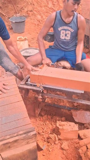 #brickwork #london #interiordesign #business #house #building #kitchen #reelsfb #insta #trend #like | Narissa Sitdhirasdr