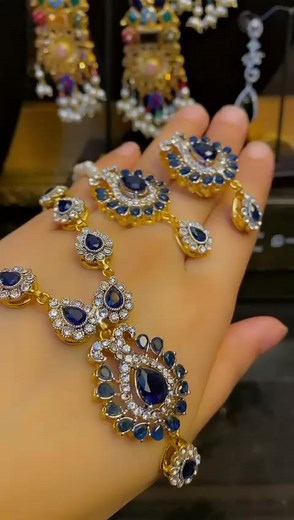 16 reactions · 19 shares | Beautiful Gold Plated Necklace Set https://ayeshascollection.com.pk/product/real-stone-necklace-set-rsn-3 | Signature Jewellery by Ayesha | Facebook