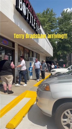 TERRY BRADSHAW: NFL HOF Legend. video courtesy of new friend Krystal. #steelers #georgia #nfl