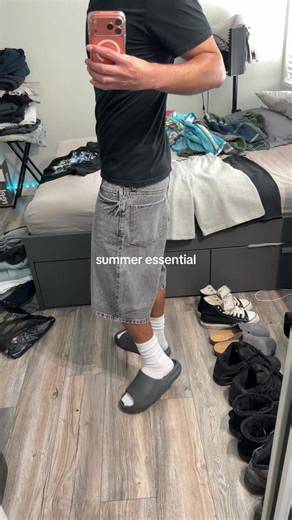 H&M Summer Sale: Men's Fashion Finds