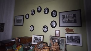 Exploring Tiny Abandoned House in the Swedish Countryside