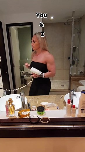 Sparkling Dance Performance by Odette Hendricks