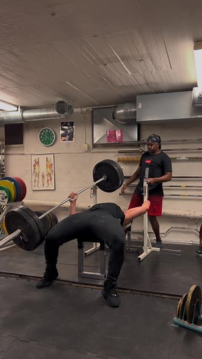 Karim Kratos One-Handed 100kg Bench Press Challenge