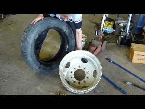 Ken-Tool's new Nineteen-Five tool set---how to use it on a 19.5 wheel!