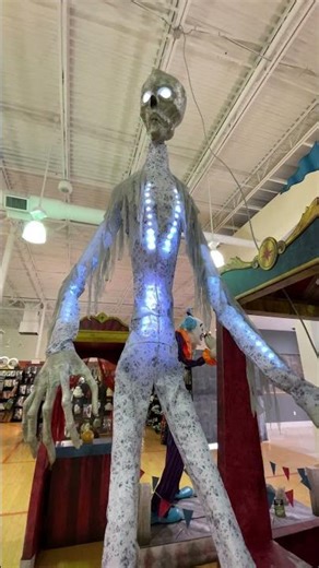 Giant Death Ray Animatronic #spirithalloween #halloween #2024