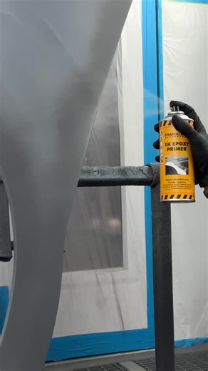Chamäleon GmbH | Materials for professional car body repair on Instagram: "Unintended sand-throughs to bare metal must be properly isolated to prevent corrosion. Without the right primer, these areas become weak points in the refinishing system. CHAMÄLEON 1K Epoxy Primer in aerosol form is a practical solution for spot repairs and precise preparation of exposed metal areas. The aerosol format allows accurate application without additional equipment. The epoxy film delivers excellent adhesion to