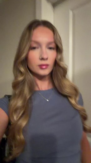 Humidity Hair Tips: Keep Frizz Under Control