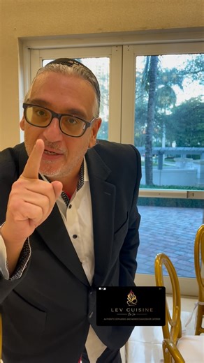 Lev Cuisine By Jojo on Instagram: "🥂 An Elevated Shabbat Experience 🥂 Luxury cuisine, refined tablescapes, and flawless execution— Shabbat curated to perfection. Let us handle every detail, so you can simply arrive and enjoy. #kosher #koshercatering #kosherfoodie #shabbat #passover @levcuisinebyjojo"