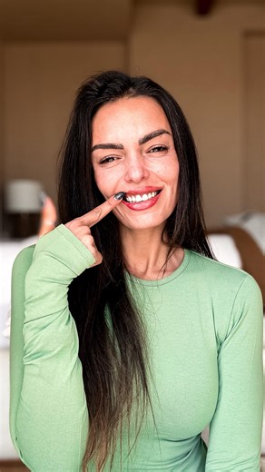 𝗦𝗵𝗲𝗿𝗲𝗲𝗻 𝗦𝗮𝗹𝗹𝗮𝗺 on Instagram: "Your permanent “Gummy smile” fix! #gummysmile#selfcare#beauty#explore#explorepage#fy#fyp#dentist#dental"