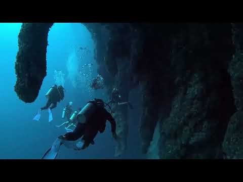 Scuba Diving The Great Blue Hole in Belize