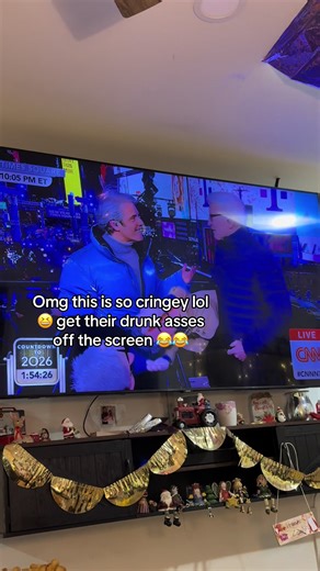 😂😂😂😂 hard to watch #fyppppppppppppppppppppppp #newyearseve #cnn | cnn new year's eve