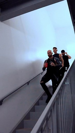 We shouldn’t have to be carrying this 😤 📹 @dominiquedcphoto | Daughtry