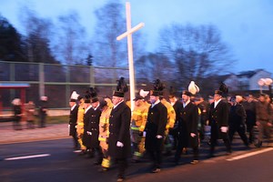 Droga Krzyżowa przeszła ulicami Bełchatowa i Parzna (gmina Kluki), z którego również wyruszyła Ekstremalna Droga Krzyżowa - Parzno 2025!