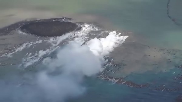 WATCH: A new island emerges off Japan’s southern coast of Iwo Jima after an undersea volcanic eruption. https://cna.asia/3ub3APJ (Video: AP) | CNA