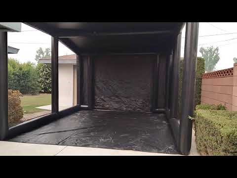 Inflatable golf enclosure