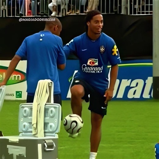 Ronaldinho Warm-Up Alone Was Worth The Price Of Admission 🪄💫