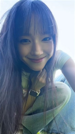☀️𝑆𝑈𝑁 𝐾𝐼𝑆𝑆☀️ #UNIS #유니스 #YUNHA #방윤하
