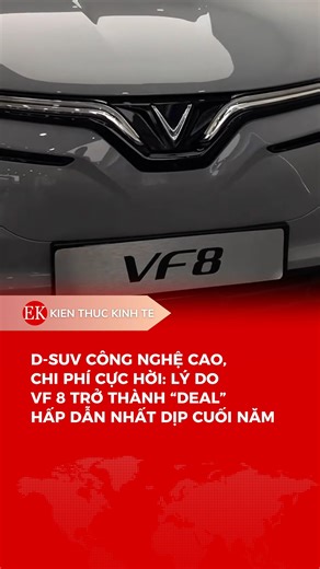 SUV ĐIỆN VF 8: SỰ LỰA CHỌN THÔNG MINH TRONG PHÂN KHÚC 5 CHỖ NHỜ HIỆU SUẤT CAO CÙNG CHI PHÍ THẤP VÀ HÀNG LOẠT ƯU ĐÃI CUỐI NĂM VinFast VF 8 nổi bật trong phân khúc SUV 5 chỗ nhờ hiệu suất hơn 400 mã lực, gói ADAS đầy đủ, nội thất rộng rãi và chi phí sử dụng hợp lý. Nhiều chủ xe đánh giá mẫu D-SUV điện này “không có điểm gì để chê” trong tầm giá này. Hiện VF 8 được ưu đãi mạnh với giảm giá, miễn phí trước bạ, sạc pin 0 đồng đến tháng 6/2027, bảo hành 10 năm và tổng ưu đãi lên tới 249 triệu đồng. Đặ