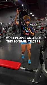 6 exercises to use the VULCAN STRAP👇⬇️ Lat pullover: attaching at the elbow so your range will be shorter here. However this will also keep you in a range where lats are under constant tension. Got this one from the man @smith.julian been teaching me unique ideas for the last seven years Leg curl: straps sit easily around ankles and allow for a huge stretch Incline bench Y raise: straps allow for a lot of freedom at shoulder joint. Focus on pushing back of hands out and up so they make a Y posi