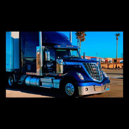 Spotting Big Truck, Big Semi Truck, Big Rigs, Heavy Haulers in California