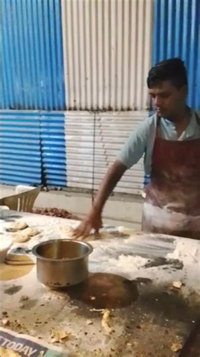 Fastest Roti maker of India . 8 rotis in 40 seconds