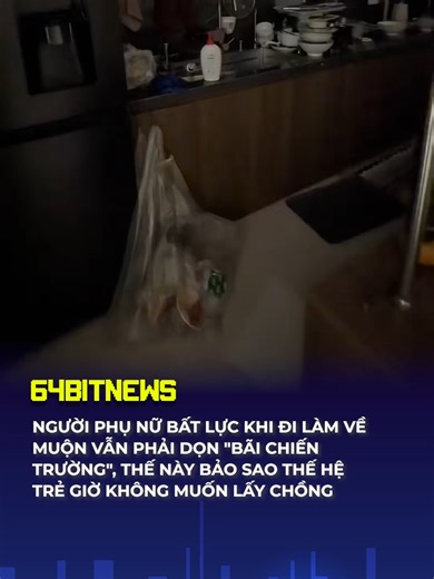 Phụ Nữ Bất Lực Khi Trở Về Nhà Sau Một Ngày Làm Việc