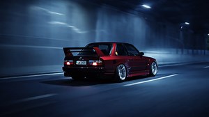How this BMW E30 widebody turns heads: tips from a 4K showcase