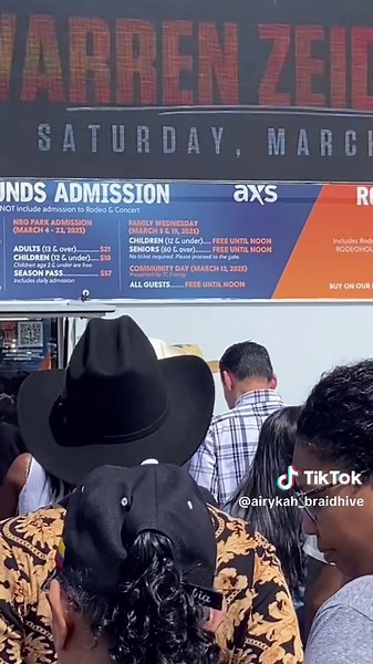 Rodeo Carnival 2025 🎡 #rodeo#horses#carnival#fair#houston#houstonrodeo#houstoncarnival#rides#tickets#carnival2025#rodeo2025#whatiate#livestock#saddleup