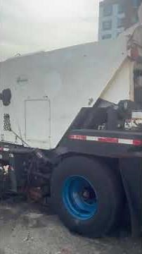 GovDeals: 2016 Global M4 Sweeper