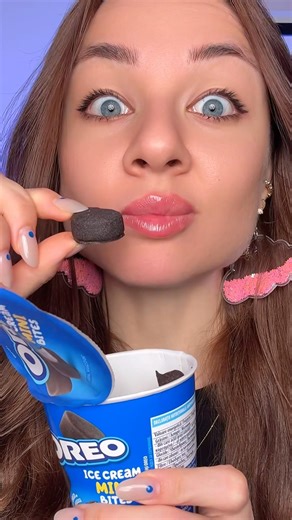 Eating mini Oreo ice cream 😅