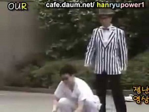 Crazy Japanese Guy Scaring People :)