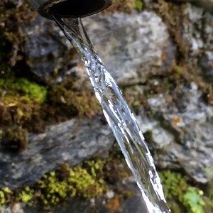 4.4M views · 123K reactions | The laminar effect is mesmerising  | UNILAD | Facebook