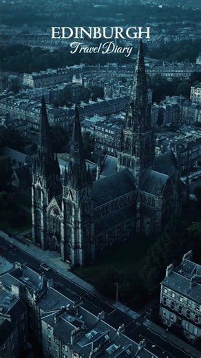 Why Tourists Can't Stop Coming Back to Edinburgh #travel #Edinburgh #Scotland